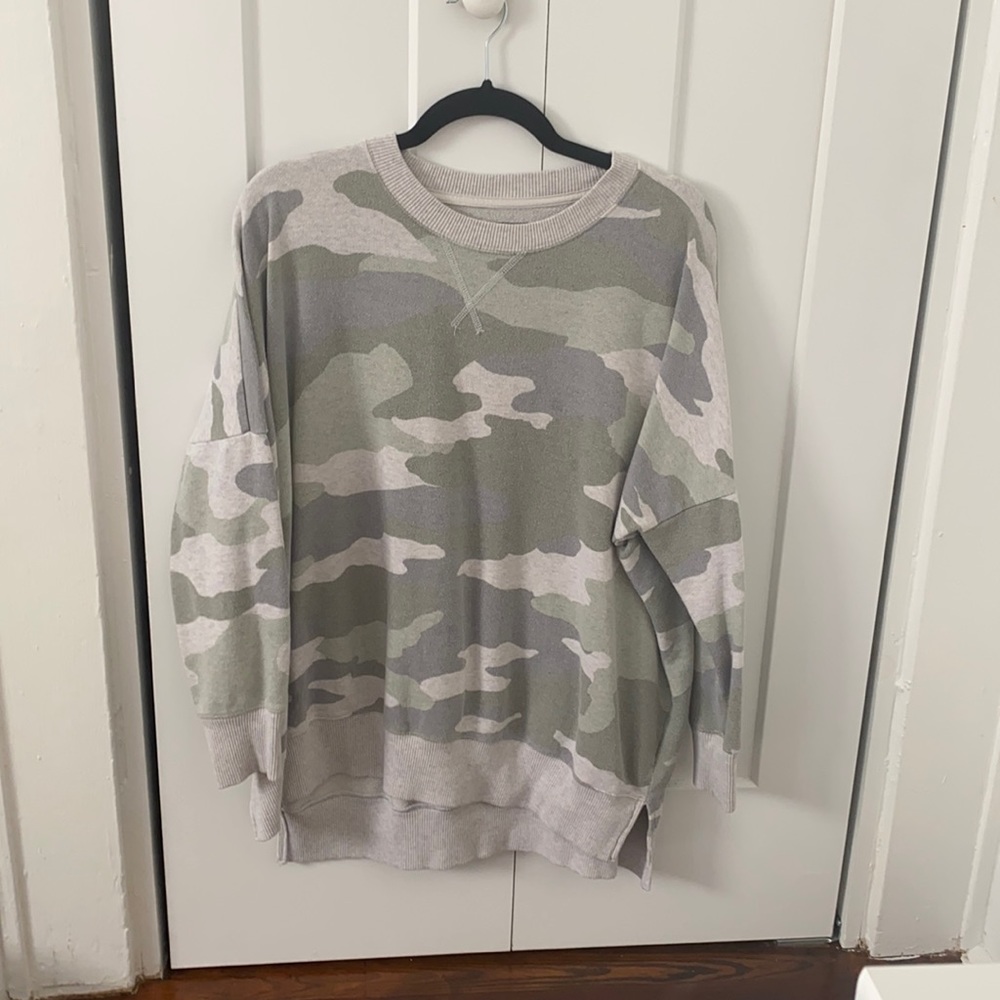 Aerie Camo legging sweatshirt